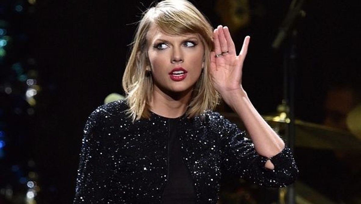 Taylor Swift, tekrar kaydettiği Red albümüne 11 yeni şarkı ekledi