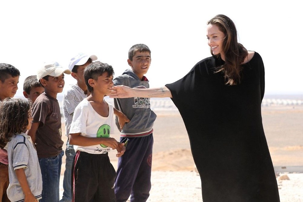 Angelina Jolie'den çocuk hakları kitabı - 1