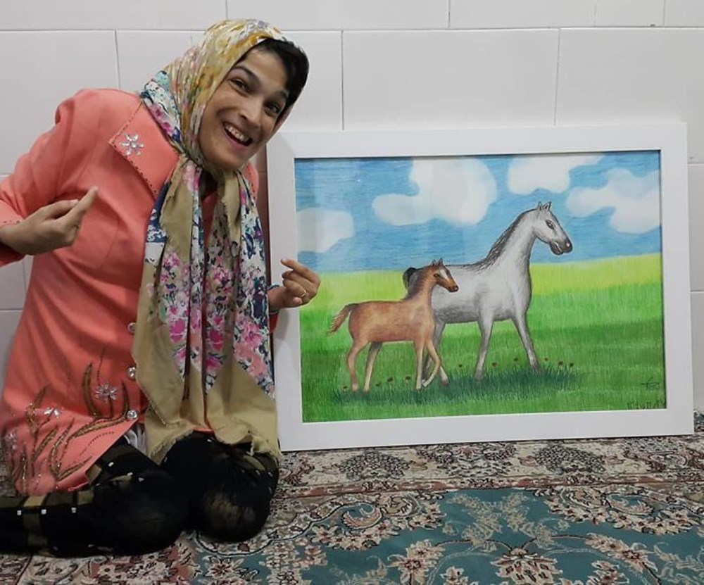 Iranian disabled painter draws pictures with his feet - 38