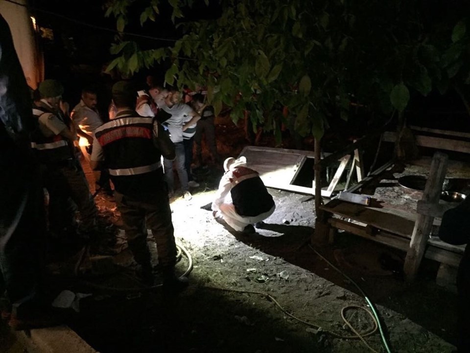 Adana'da foseptik çukuruna düşen 4 kişi öldü - 1