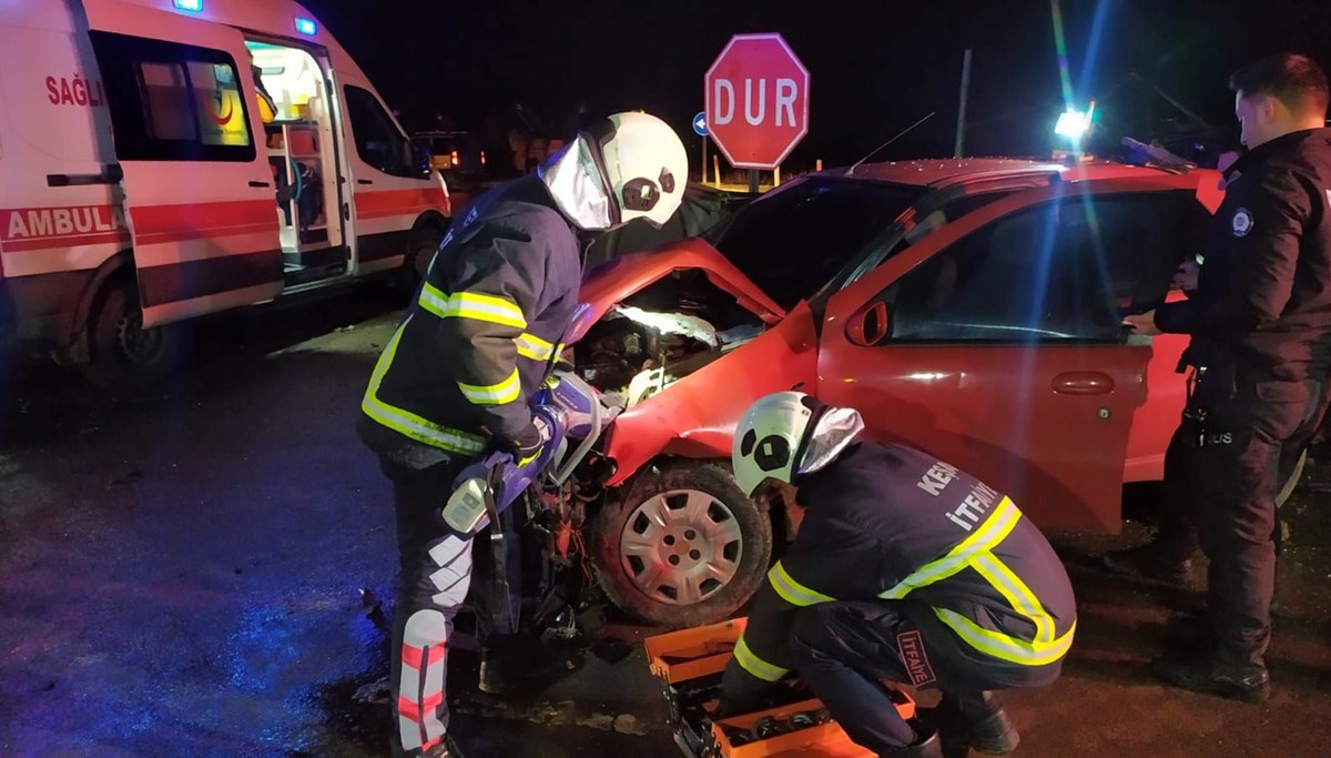 Edirne’de eğlence dönüşü kaza: 1 ölü, 5 yaralı Edirne’de eğlence dönüşü kaza: 1 ölü, 5 yaralı
