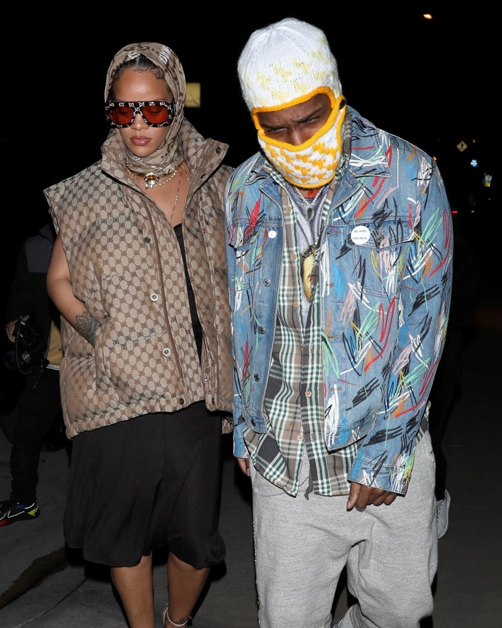 Rihanna ile ASAP Rocky paparazzilerin ilgi odağı - 2
