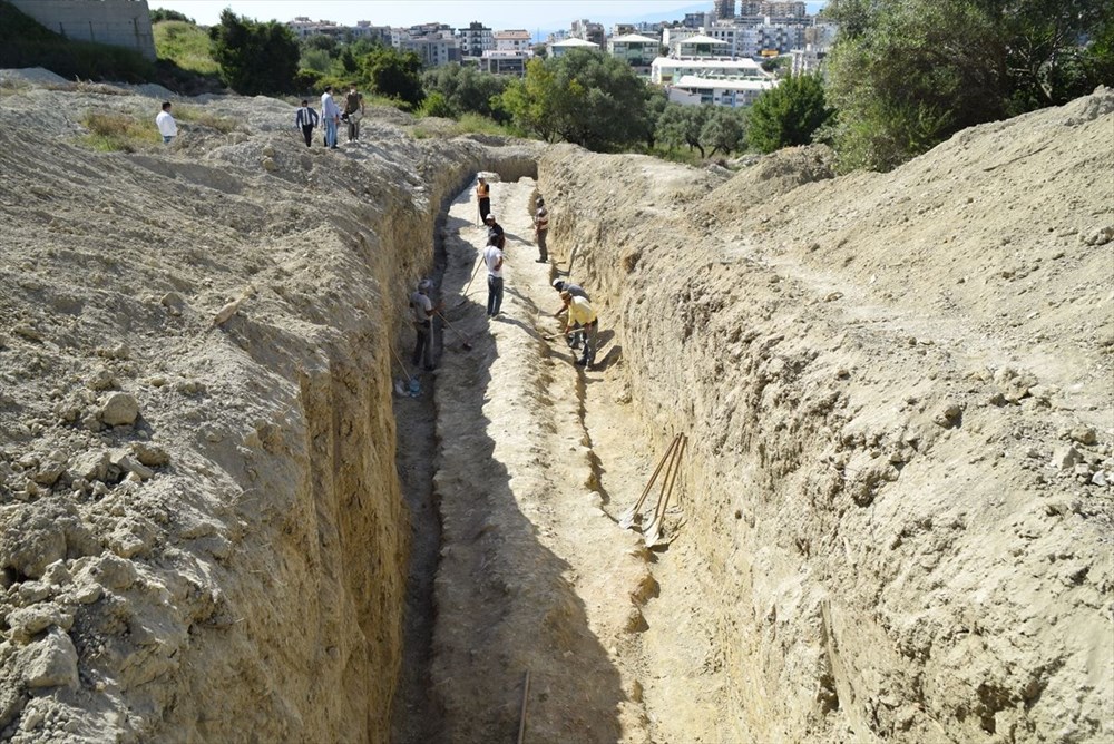 Kuşadası'nda inşaat alanındaki sondajda Milattan Önce 1'inci yüzyıla ait su kemeri bulundu - 5
