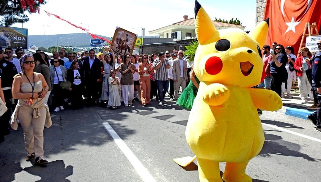 Alaçatı Ot Festivali'ne yoğun ilgi