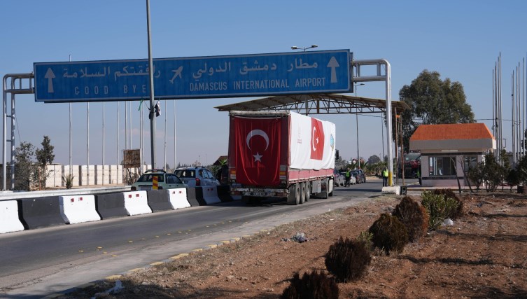 Türkiye, Şam Havalimanı'nı yenileme çalışmalarına başladı