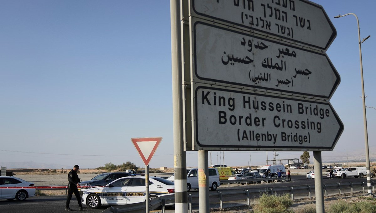 Netanyahu, Batı Şeria'daki tek kapıyı kapatma talimatı verdi