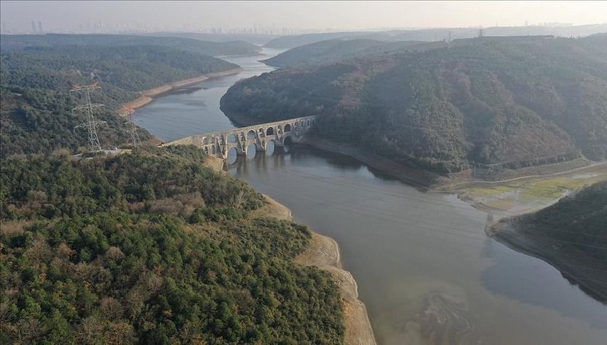 İstanbul'un barajlarındaki doluluk oranı düşüyor İstanbul'un barajlarındaki doluluk oranı düşüyor
