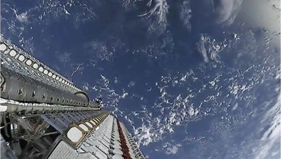 Spacex 60 Internet Uydusunu Daha Uzaya Firlatti Ntv