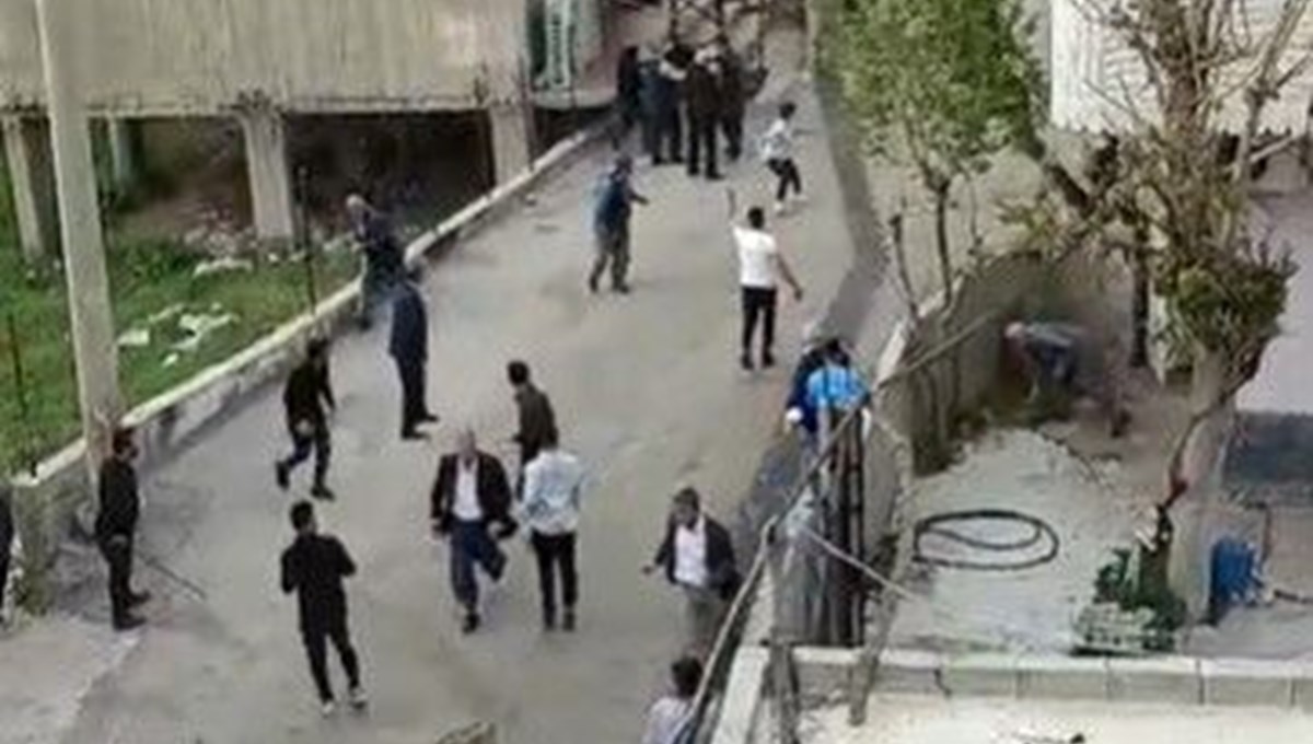 Silopi'de seçimi kazanan ve kaybeden aileler arasında taş ve sopalı kavga: 7 yaralı