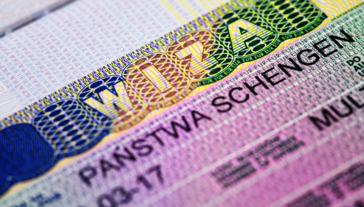 Polonya'da rüşvetle vize skandalında detaylar ortaya çıkıyor