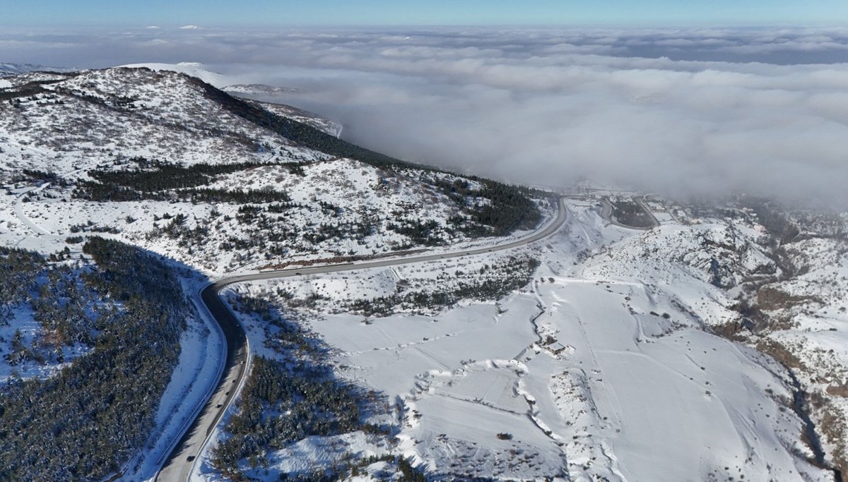 Kayseri’de sis etkisi: Erciyes’te kartpostallık manzara