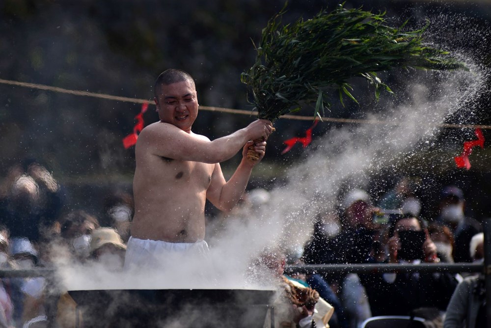 Japonya'da ateş üzerinde yürüme festivali - 19