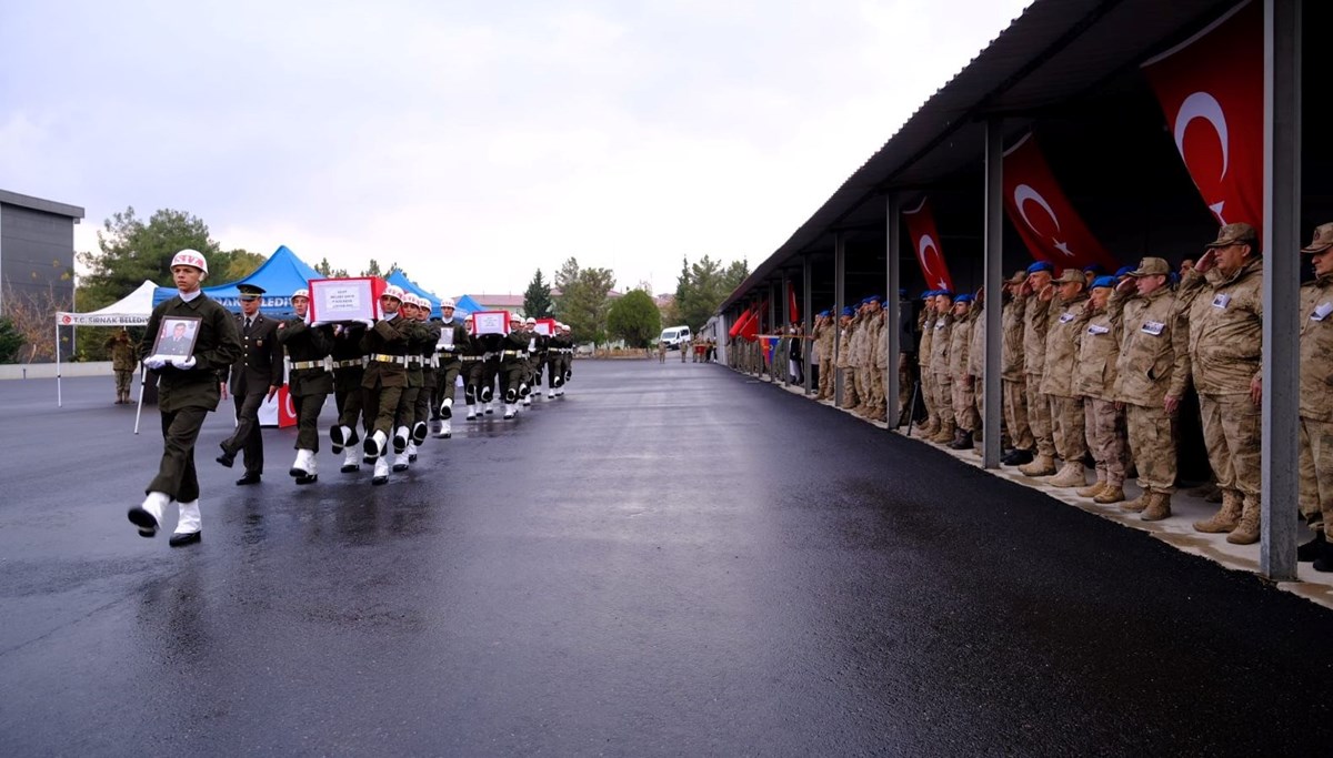 Pençe-Kilit şehitleri memleketlerine uğurlandı