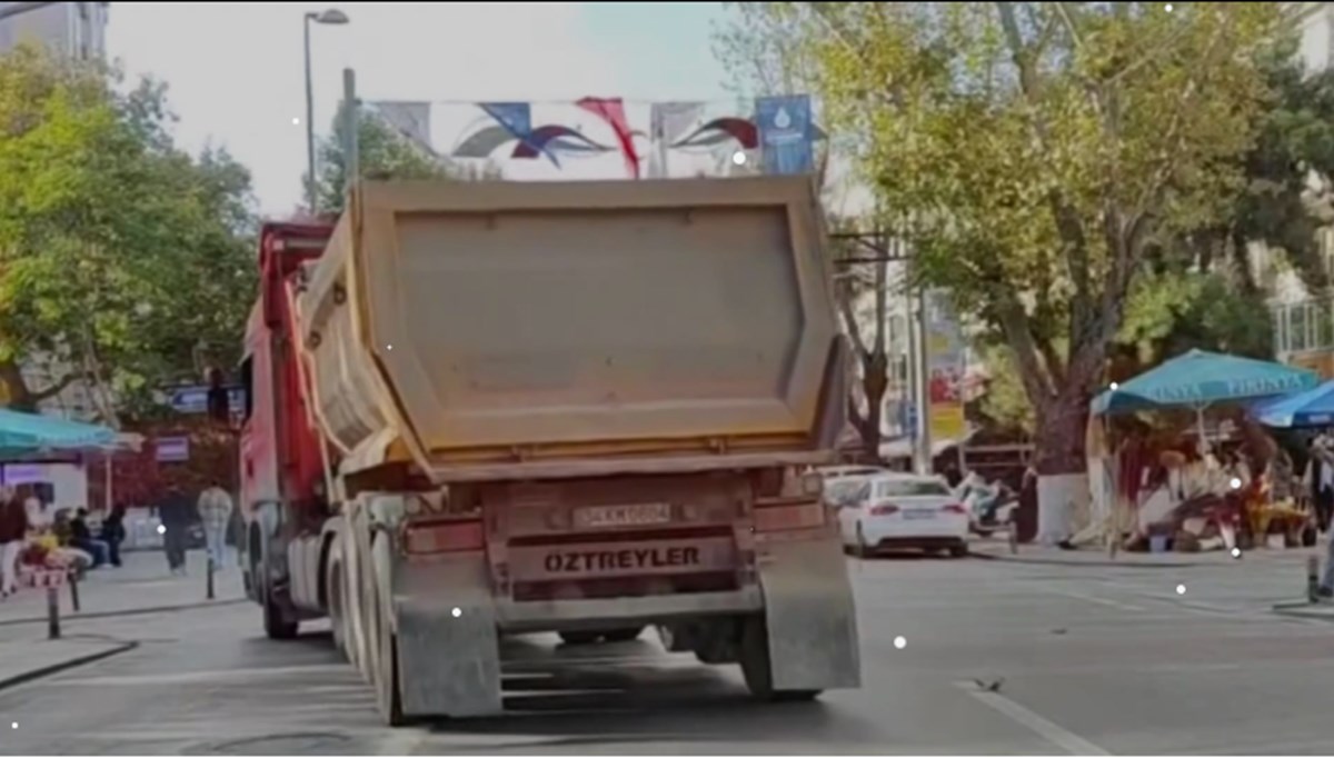 Kuralları hiçe saydı: Bağdat Caddesi'nde tehlikeli zikzak kamerada