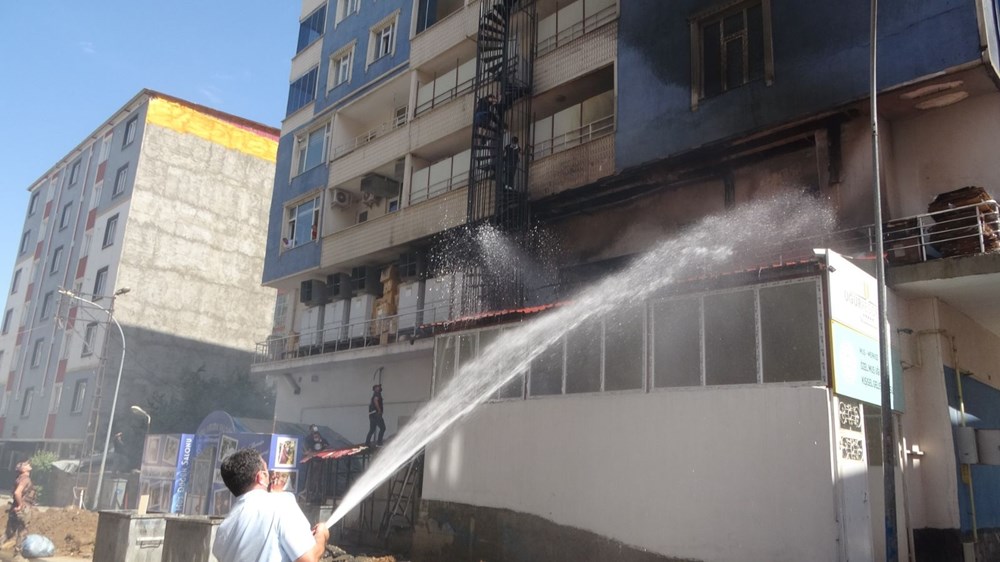 Muş’ta yangında can pazarı: 80 öğrenci sinir krizi geçirdi - 8