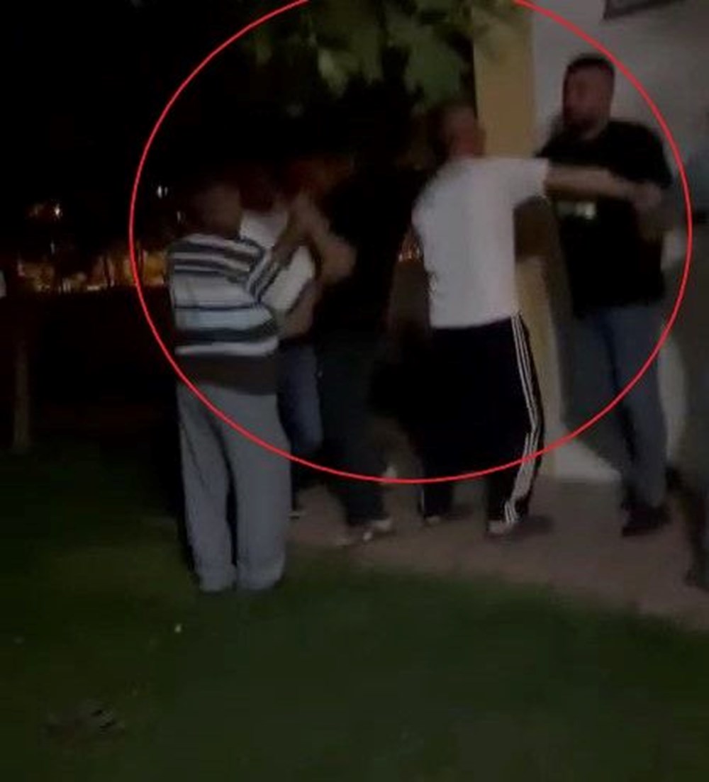 Kirayı 10 bin liraya çıkarmayan kiracıya site önünde saldırı - 6