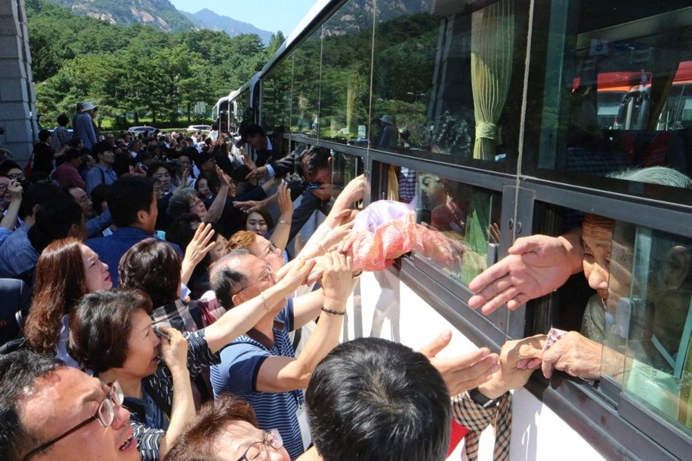 Artık kavuşamayacaklar: Kim Jong Un, Kore Savaşı’nın gözü yaşlı sembolünü yıktı - 3