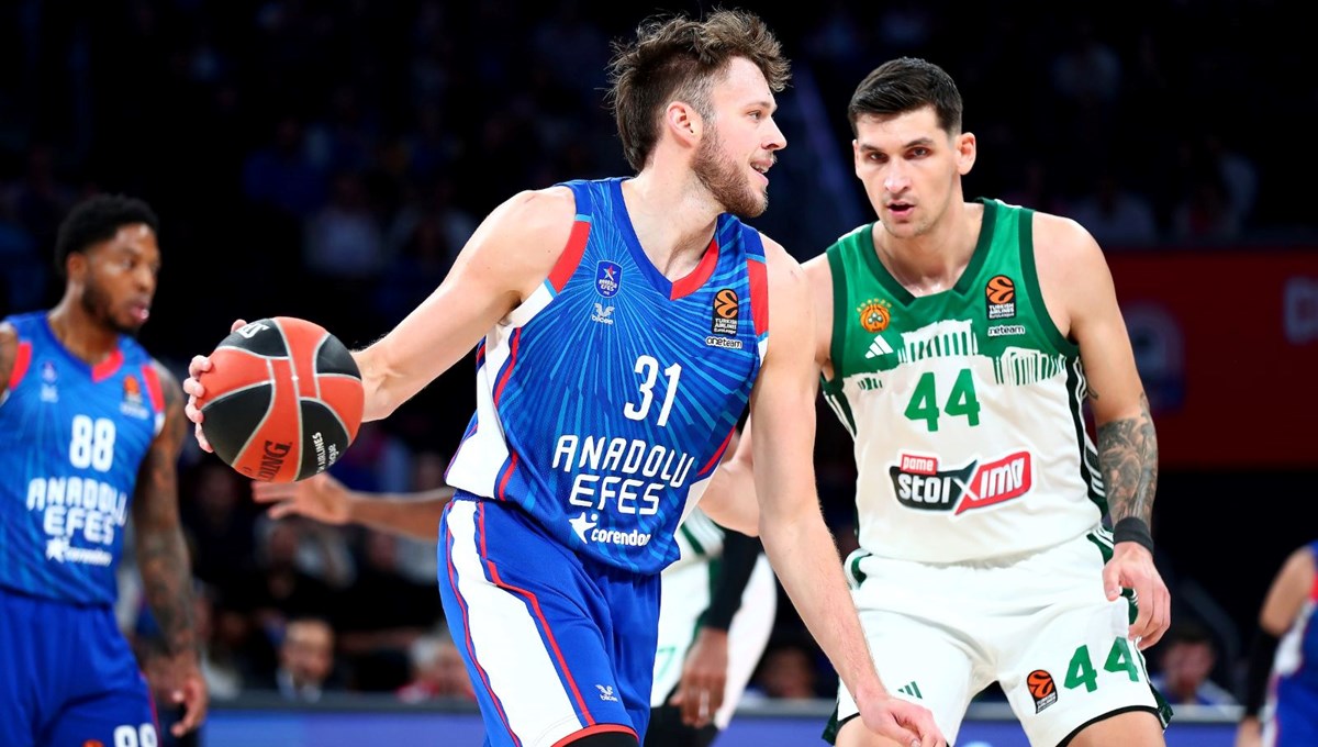 Kızılyıldız, Anadolu Efes'ten ayrılan Mike Daum'u kadrosuna kattı Kızılyıldız, Anadolu Efes'ten ayrılan Mike Daum'u kadrosuna kattı