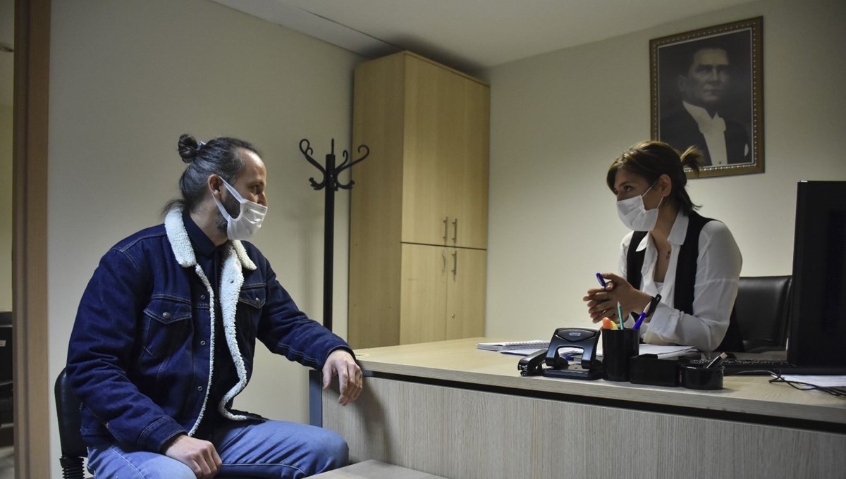 Hakaret ve tehditle suçlanan şüpheli uzlaşmayla kız öğrencilere 10 bin lira burs verecek