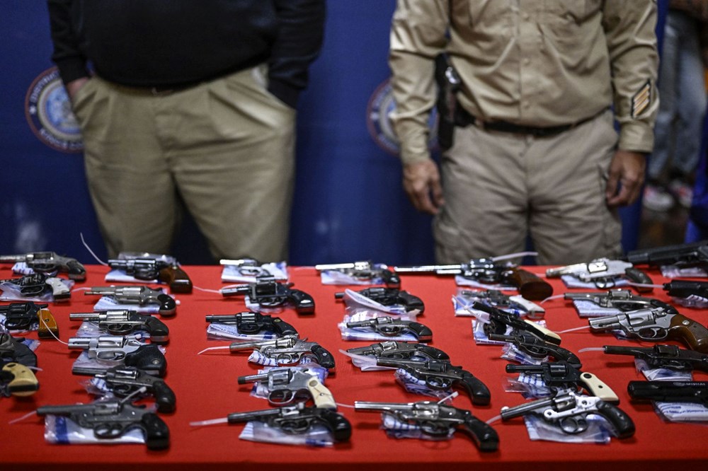 New York'ta 'silahını getirene 500 dolar' kampanyası - 9