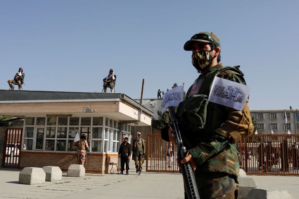 Taliban ile 2 yıl: Afganistan'da kadınlar hayatın her alanından dışlandı - 6
