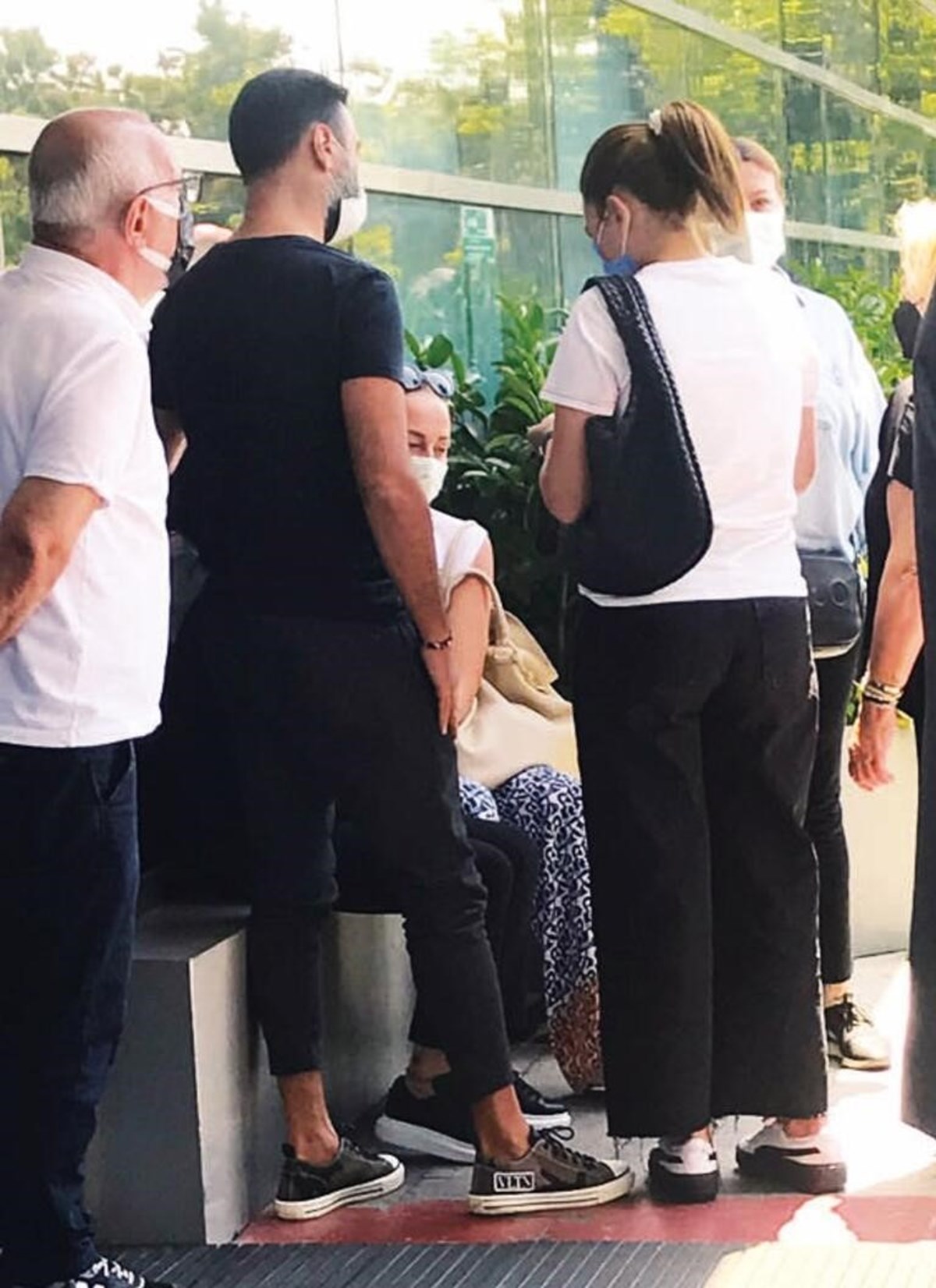 Alişan, kardeşinin eşi Merve Tektaş’ı teselli etti