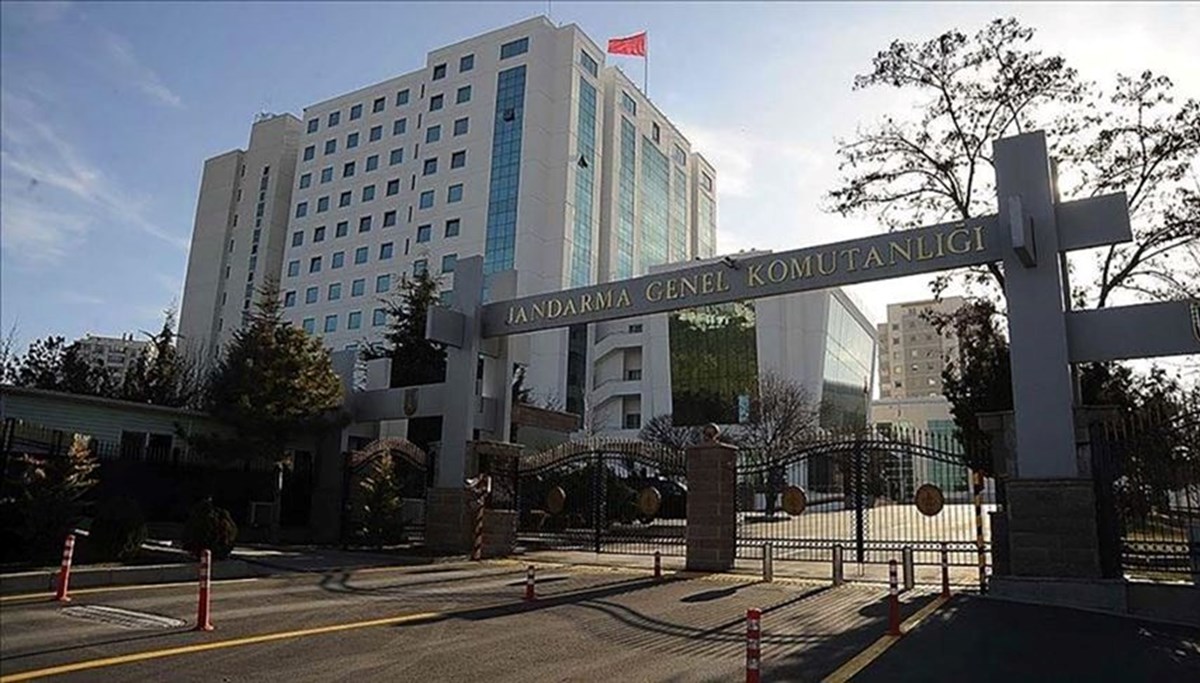Jandarma Genel Komutanlığı 29 devlet memuru ve 11 sözleşmeli personel alacak Jandarma Genel Komutanlığı 29 devlet memuru ve 11 sözleşmeli personel alacak