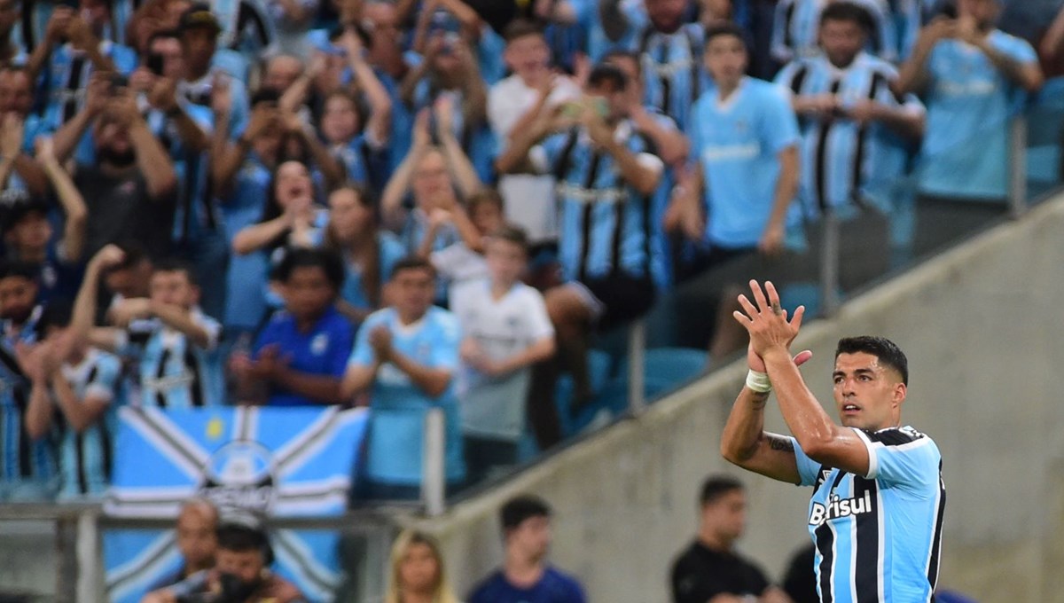 Luis Suarez'den veda Luis Suarez'den veda