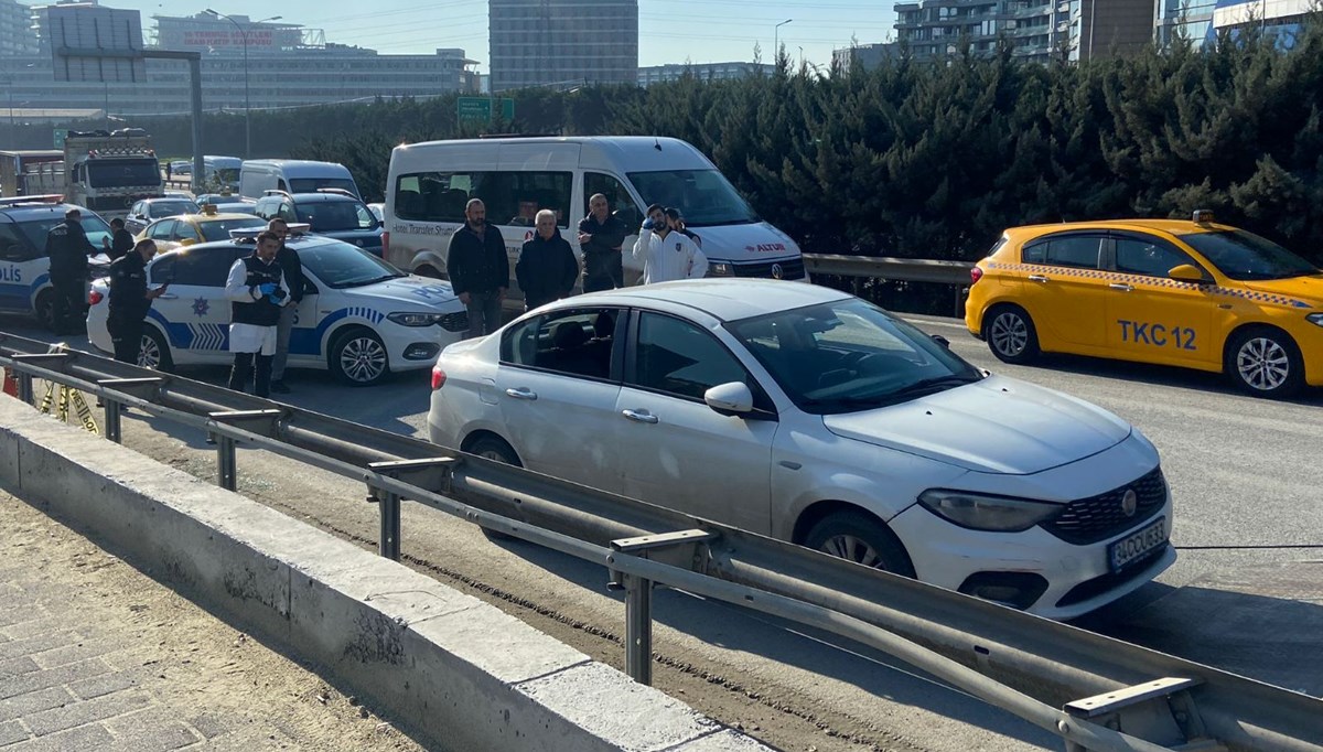 İstanbul'da film gibi soygun: Döviz bürosu çalışanının aracına çarpıp 6 milyon lirayı gasbettiler