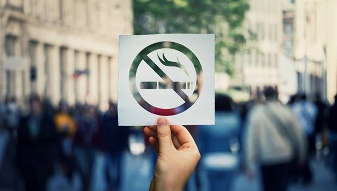 İngiltere'de sigarasız jenerasyon 2009'dan sonra doğanlara sigara satışı yasaklanıyor
