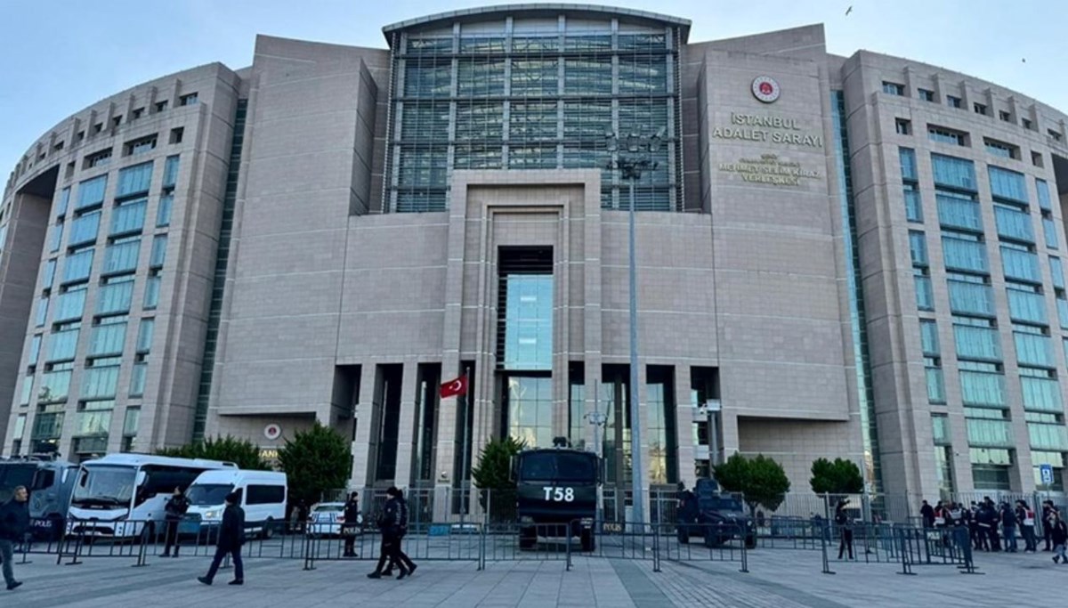 Antalya'da gözaltına alınan avukat adliyede