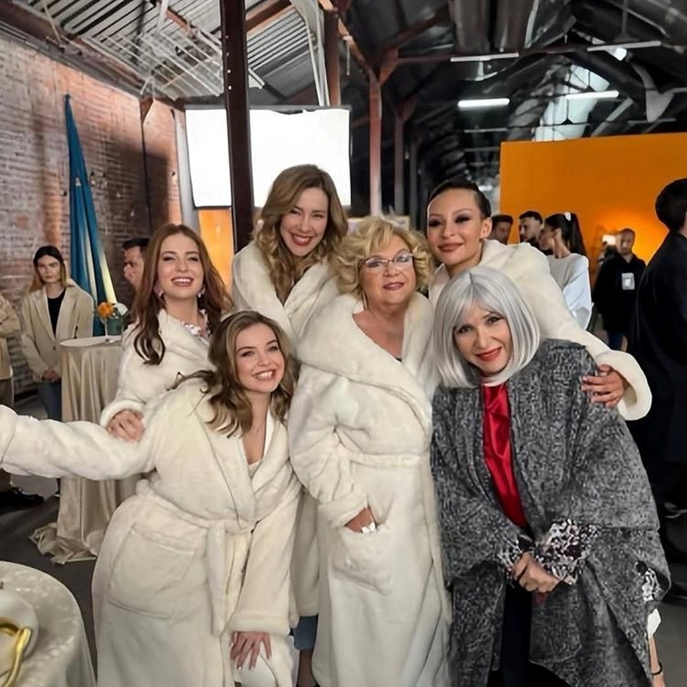 Sihirli Annem: Hepimiz Biriz sinemasından kareler 75 6fSswv4SeEOM FWQwXSVeg