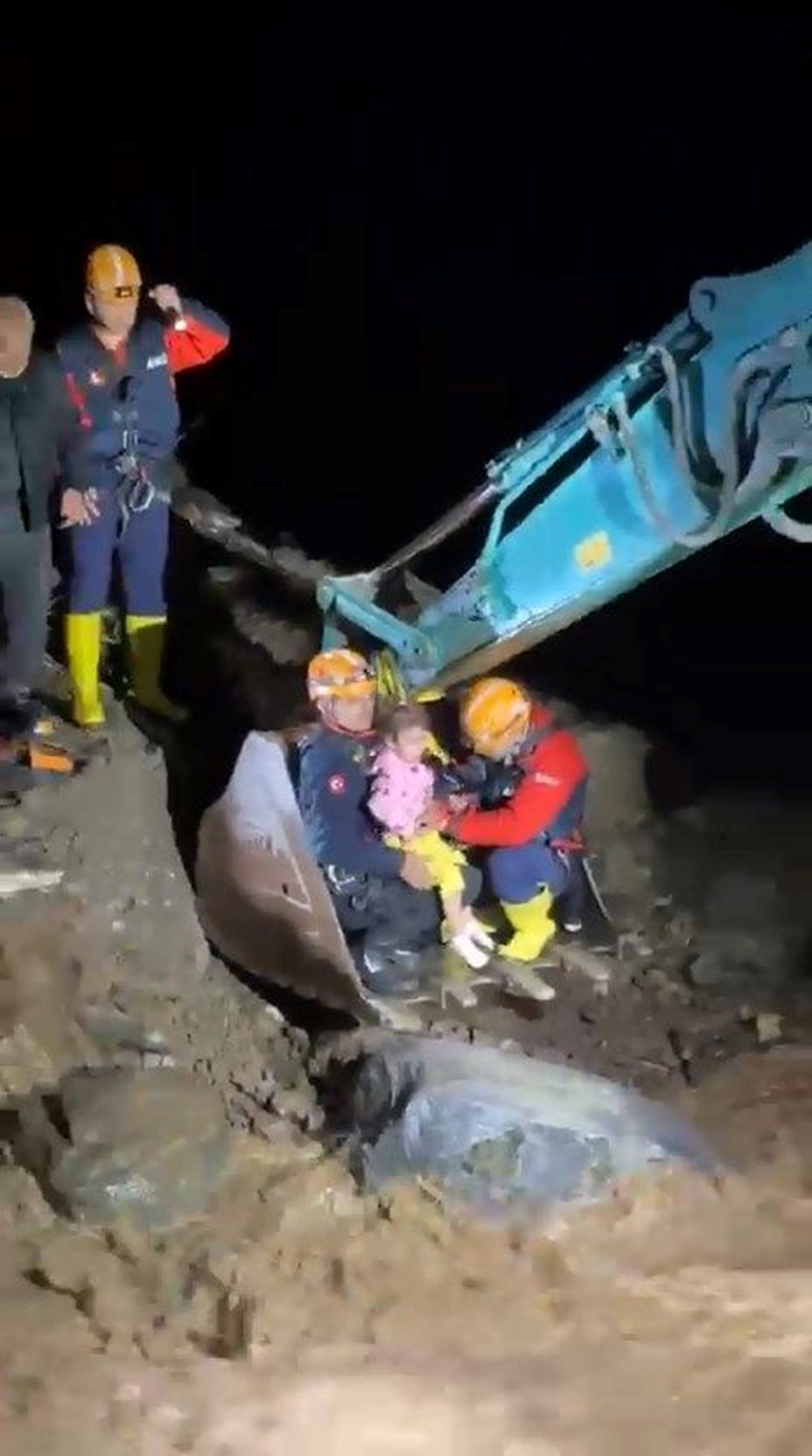 Rize'de şiddetli yağış: Sel, su baskını ve heyelan - 2