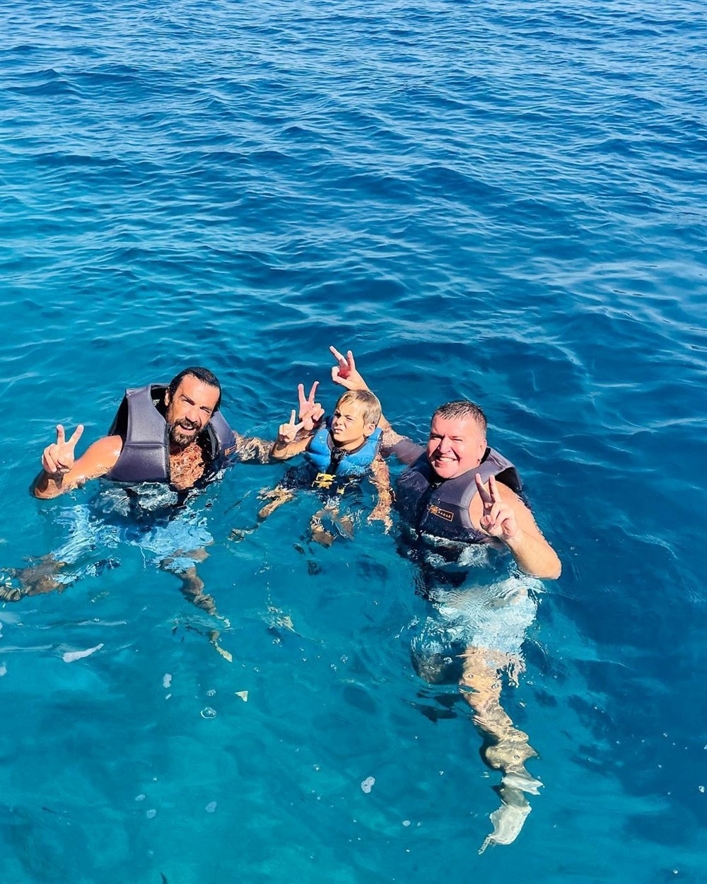 İbrahim Çelikkol ile oğlu Ali'den tatil pozları - 5