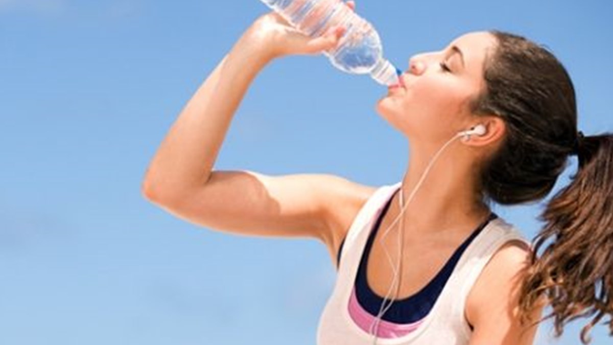 Kalp Hastalarina Uyari Yazin Su Icmeyenlerde Kalp Krizi Riski Artiyor Saglik Haberleri Ntv