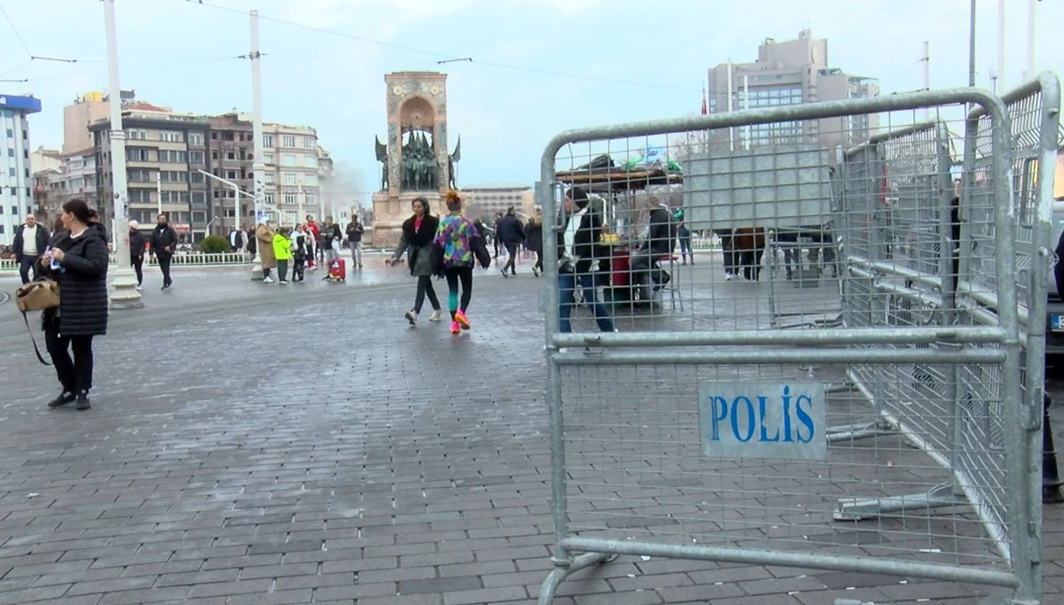 Taksim Meydanı’nda yeni yıl hazırlıkları