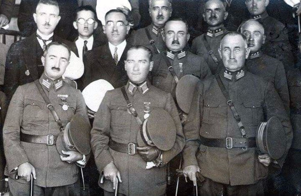 Zafer Bayrami Sozleri Zafer Bayrami Mesajlari 30 Agustos Zafer Bayrami Sozleri Neguzelsozler Com