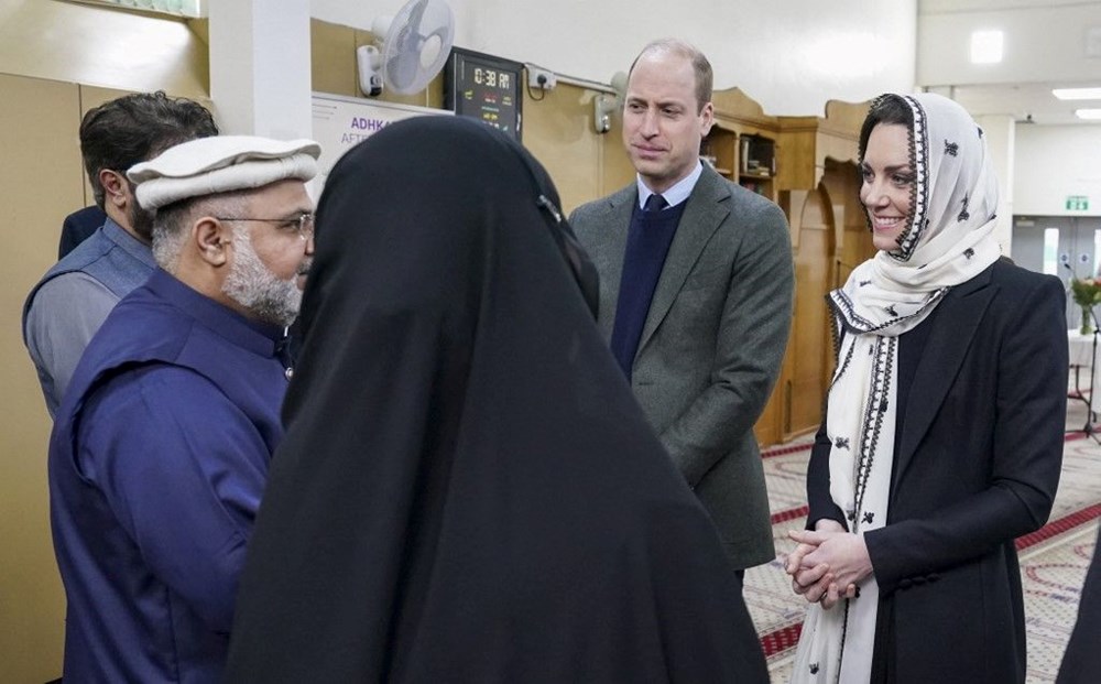 Prenses Kate Middleton ve Prens William İngiltere'deki deprem gönüllülerini ziyaret etti - 2