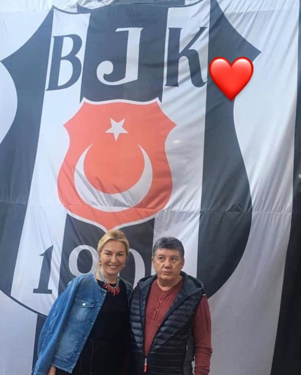 Ünlülerden Beşiktaş'ın şampiyonluk paylaşımları - 14