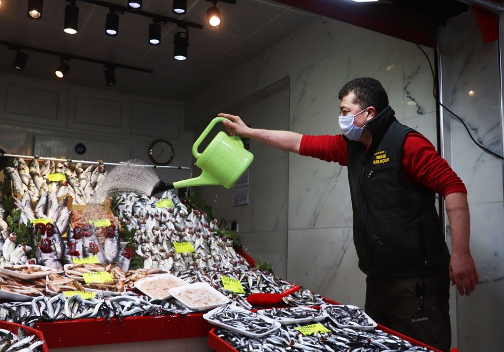 Çanakkale’de havalar ısındı balık tezgahları doldu, fiyat düştü - 4