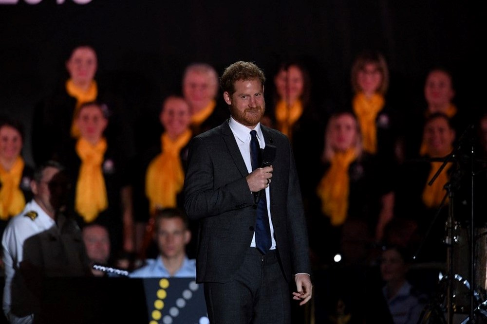 Prens Harry çocuklar için Örümcek Adam kılığına girdi - 5