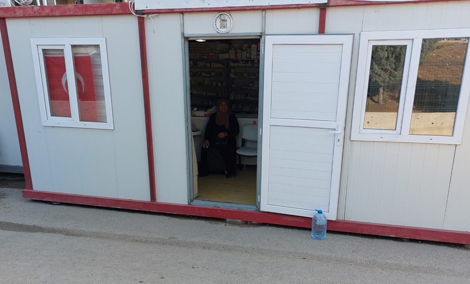 Hatay'da 3 konteyner eczaneden hırsızlık - 1