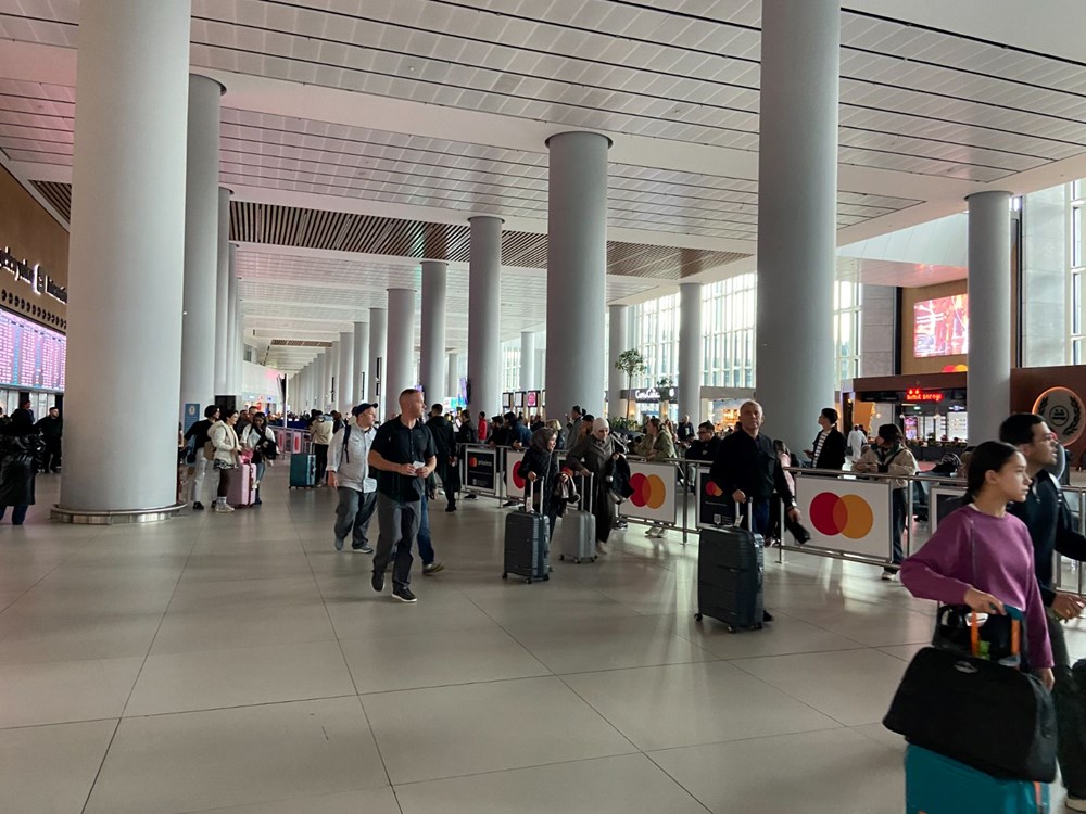 İstanbul Havalimanı'nda bayram dönüşü yoğunluğu - 2