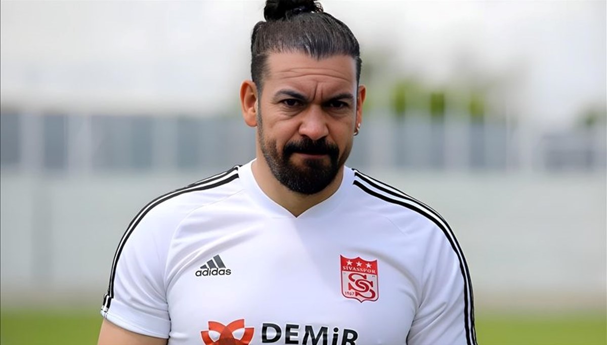 Teknik direktör Servet Çetin'den Sivasspor'a veda mesajı Teknik direktör Servet Çetin'den Sivasspor'a veda mesajı