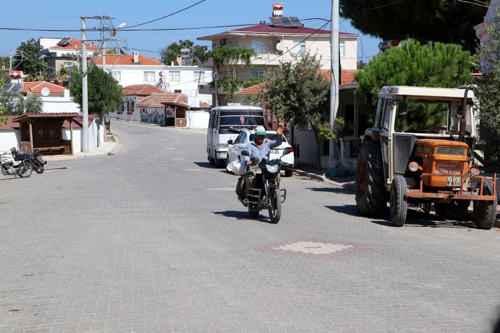 'Çıplak' köyünün 'çıplaklar kampı' sanılmasına köylü halkından tepki - 18