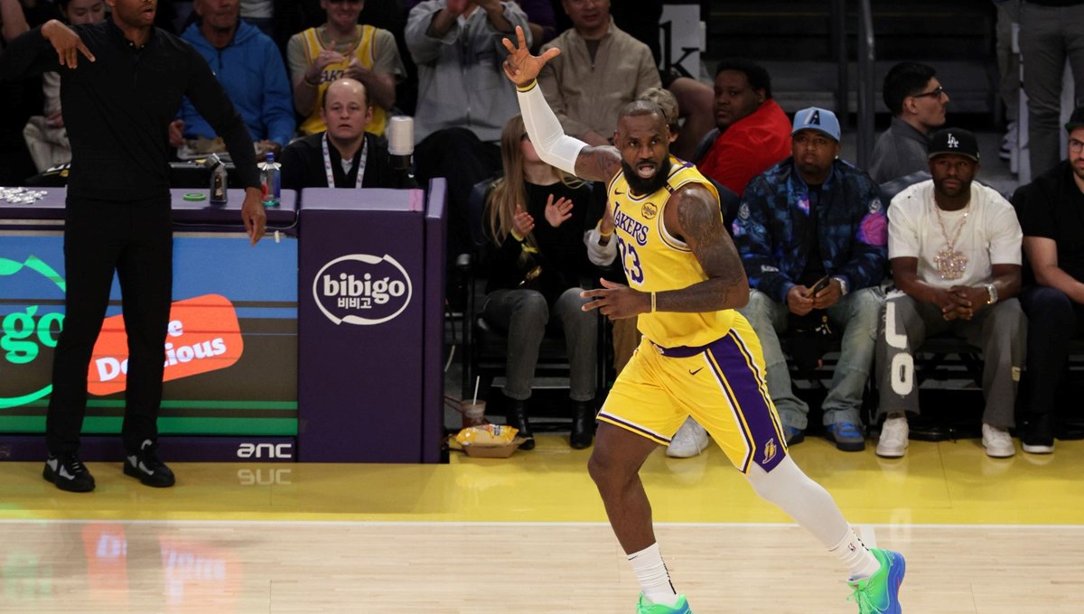 LeBron James, NBA tarihine geçti: 50 bin sayı LeBron James, NBA tarihine geçti: 50 bin sayı