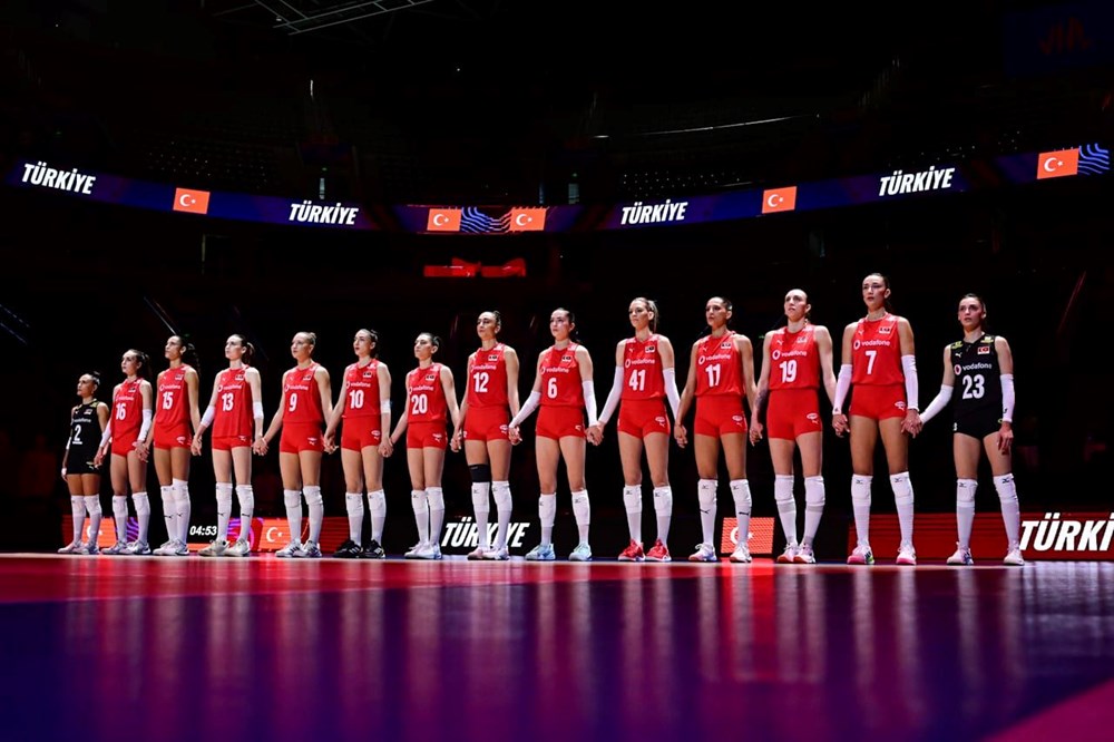 A Milli Kadın Voleybol Takımı Kadrosu 2025: Filenin Sultanları Milletler Ligi kadrosunda kimler var? - 1