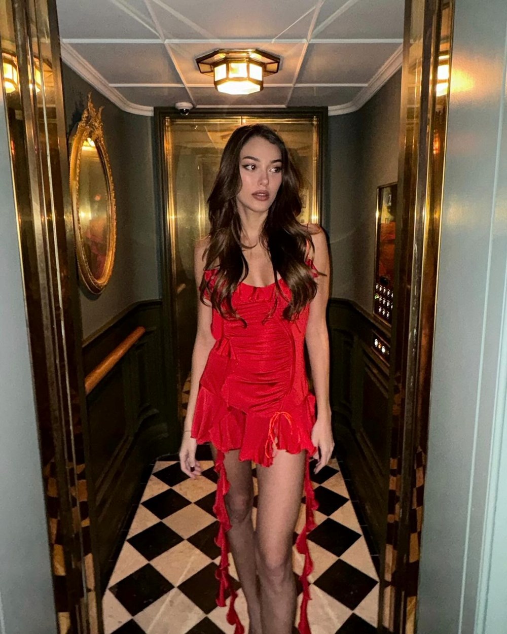 Dilan Çiçek Deniz'in Victoria's Secret Fashion Show heyecanı - 4