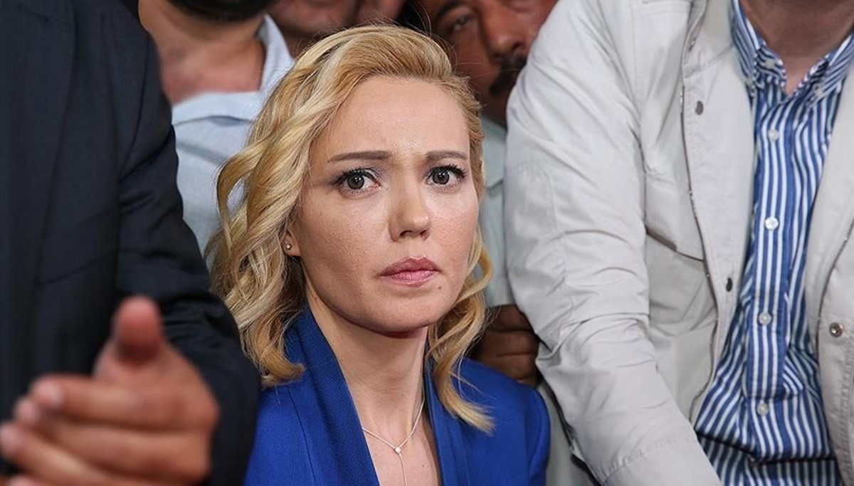 SON DAKİKA:TRT'de darbe bildirisini okutan yarbayın cezası belli oldu