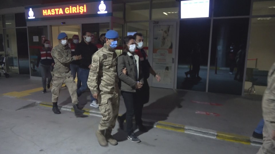 Türkiye genelinde FETÖ operasyonları: 330 gözaltı kararı - 1